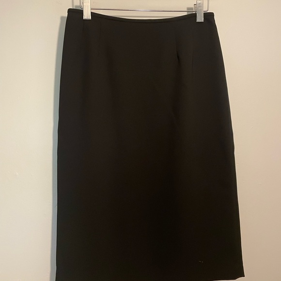 Jones Studio Dresses & Skirts - Jones studio separates black skirt 6